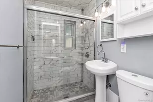 195 N Village Ave, Rockville Centre, NY 11570 - Photo 11