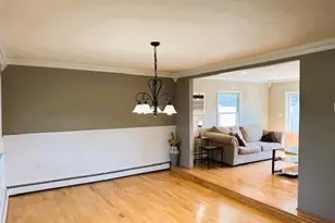 33 Chapel Ln, Levittown, NY 11756 - Photo 11