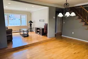 33 Chapel Ln, Levittown, NY 11756 - Photo 13