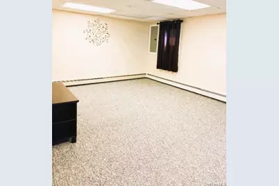 33 Chapel Lane, Levittown, NY 11756 - Photo 9