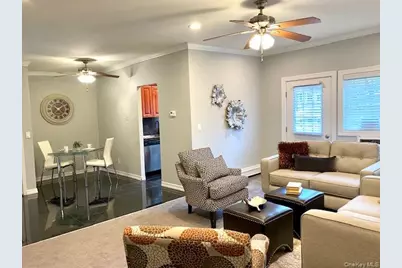 562 New Highway #7-2A, Hauppauge, NY 11788 - Photo 5