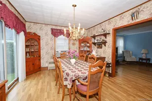 17 Concord St, Floral Park, NY 11001 - Photo 15