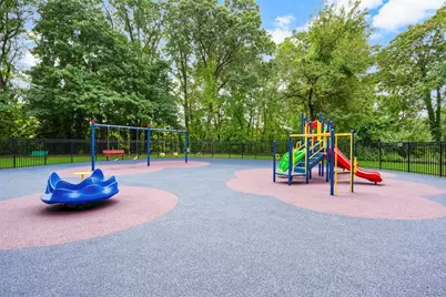 766 Bronx River Road #B18, Bronxville, NY 10708 - Photo 11