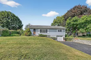 11 Hudson Dr, New Windsor, NY 12553 - Photo 3