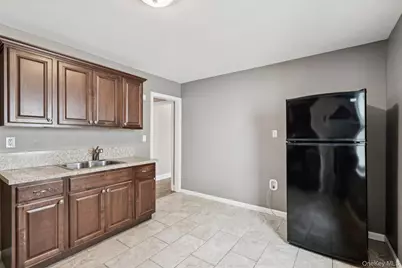 105 Devon Road, Albertson, NY 11507 - Photo 9