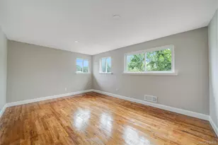 40 Gettysburg Dr, Holbrook, NY 11741 - Photo 3