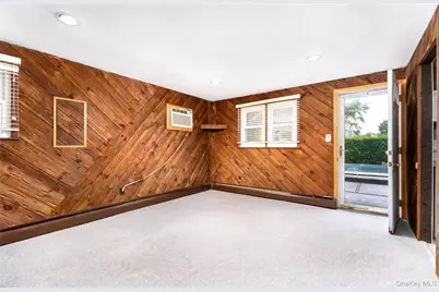 4 Comet Road, Selden, NY 11784 - Photo 23