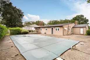 4 Comet Rd, Selden, NY 11784 - Photo 31