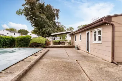 4 Comet Road, Selden, NY 11784 - Photo 29