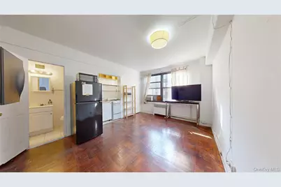 98-34 63rd Drive #6GG, Rego Park, NY 11374 - Photo 1