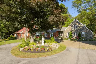 404 Gretna Rd, Hyde Park, NY 12538 - Photo 3