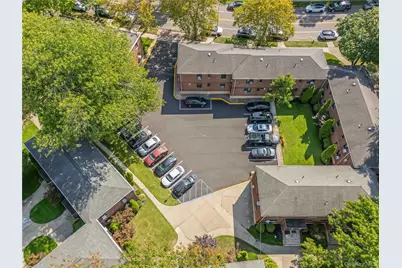 73-08 220th Street #Lower, 405B1, Oakland Gardens, NY 11364 - Photo 17