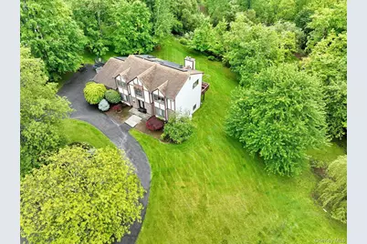 3 Larissa Court, Airmont, NY 10952 - Photo 3