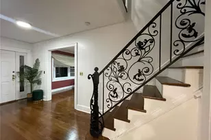 47-34 Glenwood St, Little Neck, NY 11362 - Photo 13