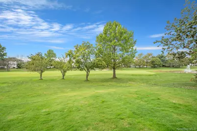 52 Hamlet Drive #52, Commack, NY 11725 - Photo 39