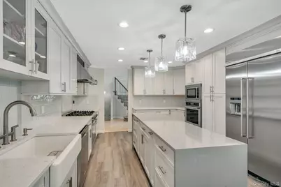 52 Hamlet Drive #52, Commack, NY 11725 - Photo 11