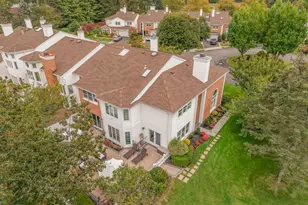 52 Hamlet Dr, Commack, NY 11725 - Photo 3