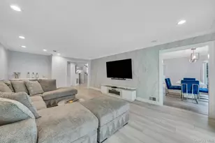 52 Hamlet Dr, Commack, NY 11725 - Photo 15