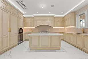 181-08 69th Ave, Fresh Meadows, NY 11365 - Photo 31