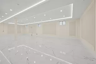 181-08 69th Ave, Fresh Meadows, NY 11365 - Photo 39