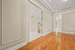 181-08 69th Ave, Fresh Meadows, NY 11365 - Photo 27