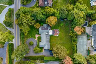 532 E Shore Rd, Great Neck, NY 11024 - Photo 33