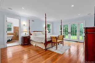 532 E Shore Rd, Great Neck, NY 11024 - Photo 13