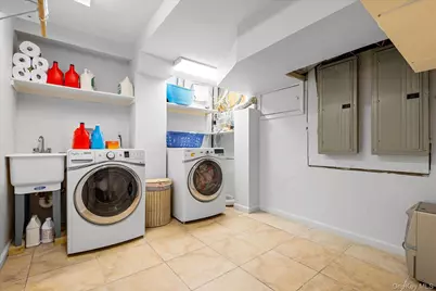 532 E Shore Road, Great Neck, NY 11024 - Photo 25