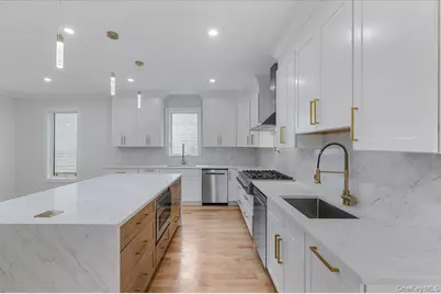 1028 E Broadway, Woodmere, NY 11598 - Photo 23