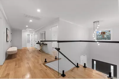 1028 E Broadway, Woodmere, NY 11598 - Photo 31