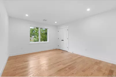 1028 E Broadway, Woodmere, NY 11598 - Photo 41