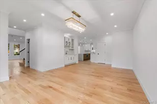 1028 E Broadway, Woodmere, NY 11598 - Photo 27