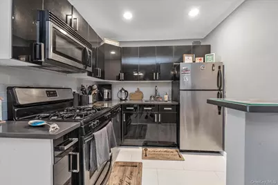 522 Shore Road #3FF, Long Beach, NY 11561 - Photo 9