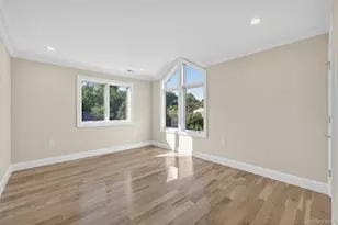 80 Clapham Ave, Manhasset, NY 11030 - Photo 17