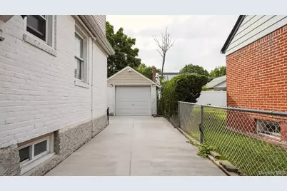 115-04 237th Street, Elmont, NY 11003 - Photo 13