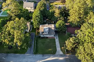 5 Liberty St, Hampton Bays, NY 11946 - Photo 17