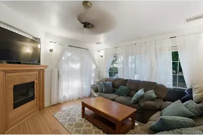 5 Liberty Street, Hampton Bays, NY 11946 - Photo 7