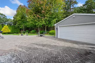 27 Evelyn Ct, Manorville, NY 11949 - Photo 5