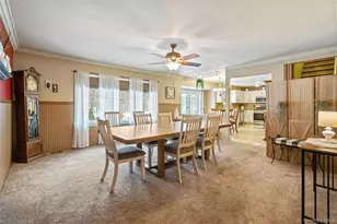 27 Evelyn Ct, Manorville, NY 11949 - Photo 17