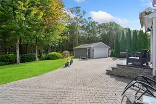 27 Evelyn Ct, Manorville, NY 11949 - Photo 47