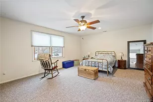 27 Evelyn Ct, Manorville, NY 11949 - Photo 35