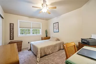 27 Evelyn Court, Manorville, NY 11949 - Photo 27