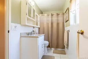 72 Gauguin Ct Gauguin Ct, Middle Island, NY 11953 - Photo 9