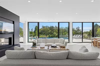 99 Pointe Mecox Lane, Bridgehampton, NY 11976 - Photo 13