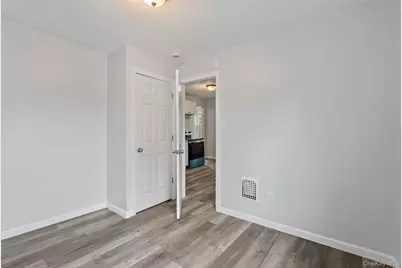 21 Lent Street, Poughkeepsie, NY 12601 - Photo 37