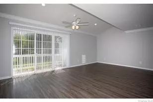 74 Overlook Dr, Farmingville, NY 11738 - Photo 5