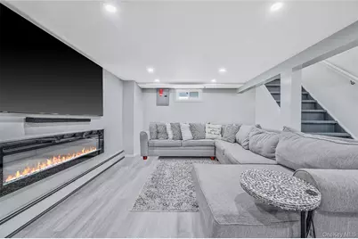 1454 E Forks Road, Bay Shore, NY 11706 - Photo 23