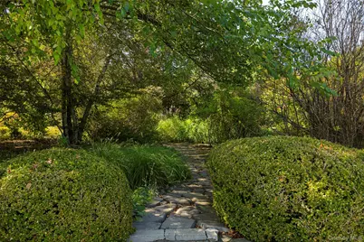 121-125 Butts Hollow Road, Millbrook, NY 12545 - Photo 17