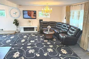 58 Narcissus Ave, Hicksville, NY 11801 - Photo 5