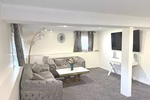 58 Narcissus Ave, Hicksville, NY 11801 - Photo 15